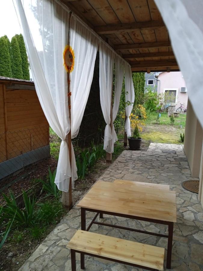Apartmani Marija Zemun Zemun Polje Exterior photo